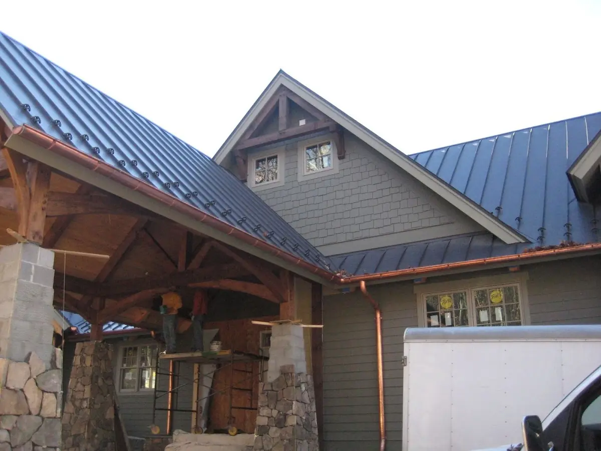 Craftsman Roofing team delivering quality roofing work in Walton